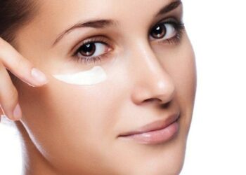 ویژگی های کرم دور چشم خوب چیست؟