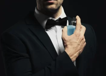 ۱۰ عطر مردانه با ماندگاری بالا