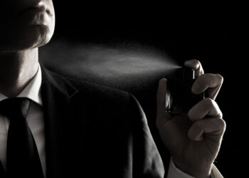 معرفی 10 عطر برتر مردانه تا 1 میلیون تومان