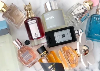 بهترین عطر خنک زنانه + عطر خنک زنانه چه ویژگی‌ها و اجزایی دارد