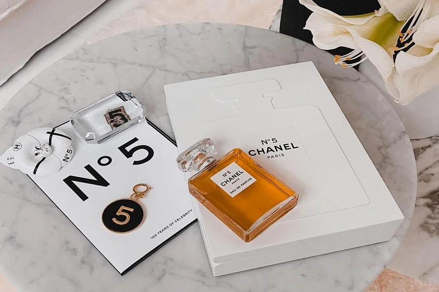 عطر ادو پرفیوم شنل نامبر ۵ (Chanel No5 Eau de Parfum)