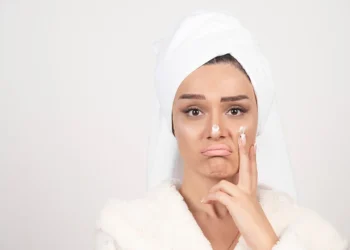 بهترین کرم ضد آفتاب برای پوست چرب و جوشدار