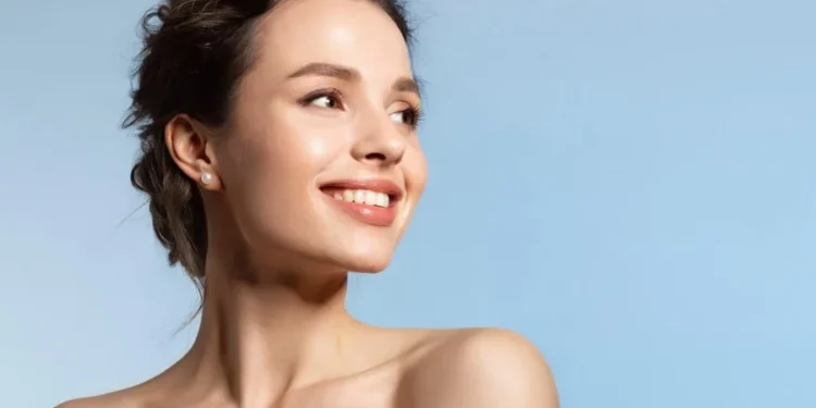 کلاژن‌ سازی طبیعی پوست؛ چطور پوستی جوان و شفاف داشته باشیم؟