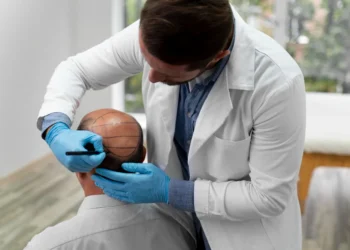 مراقبت از مو بعد از کاشت