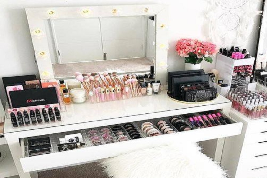 اشتباهات رایج هنگام چیدن وسایل آرایشی به سبک عروسانه و دخترانه